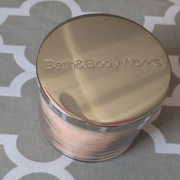 Bath & Body Works Champagne Toast 14.5oz Candle - Picture 2 of 4